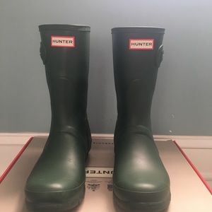 Hunter Women’s Short Adjustable Rain Boots